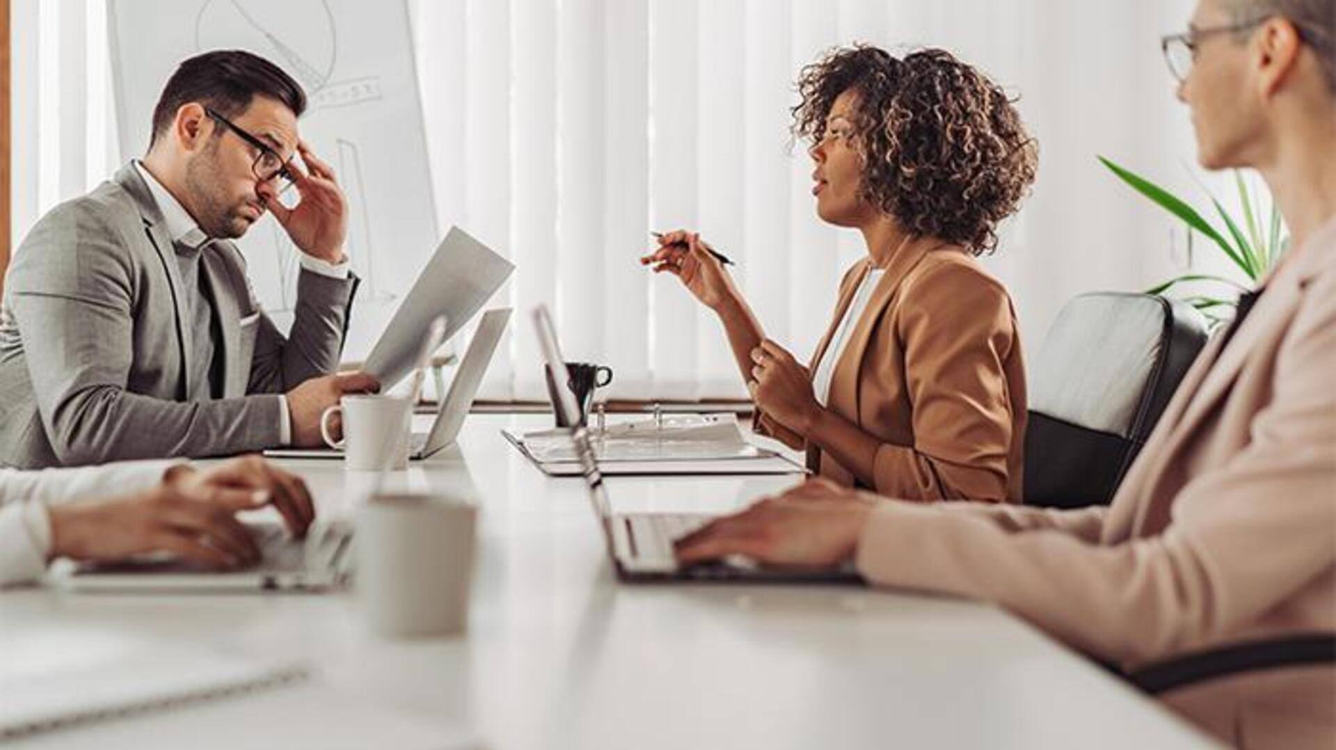 วิธีเพิ่มความสดชื่นระหว่างการประชุมที่ยาวนาน