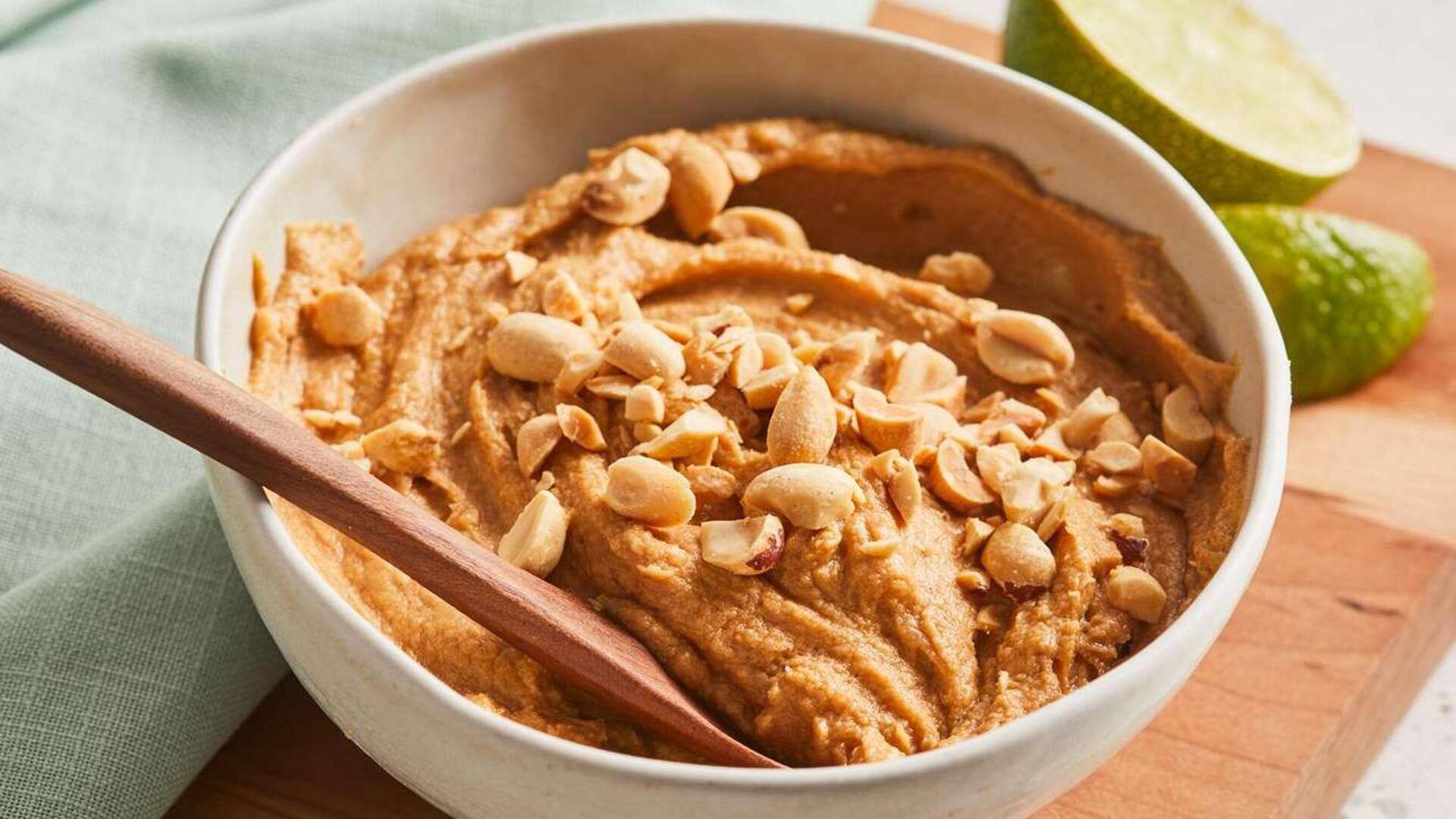 ซอสถั่วลิสงไทย: 5 สูตรดัดแปลงง่าย ๆ สำหรับเมนูผักสด