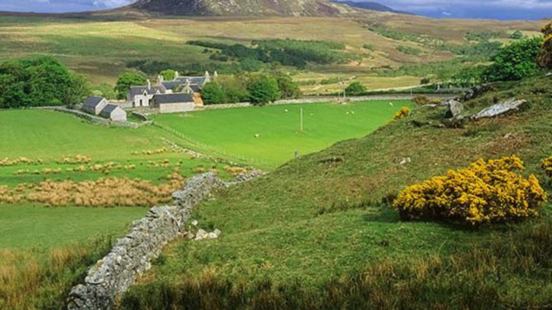 หมู่บ้านบนทุ่งหญ้าเหนือสุดของสกอตแลนด์ที่ยังคงสภาพดั้งเดิม