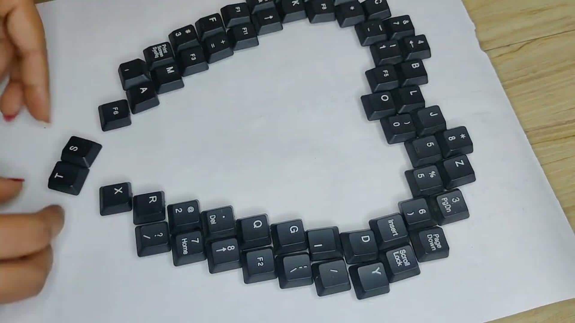 แป้นพิมพ์เครื่องคิดเลขเก่า ไอเดียใช้ใหม่อย่างสร้างสรรค์