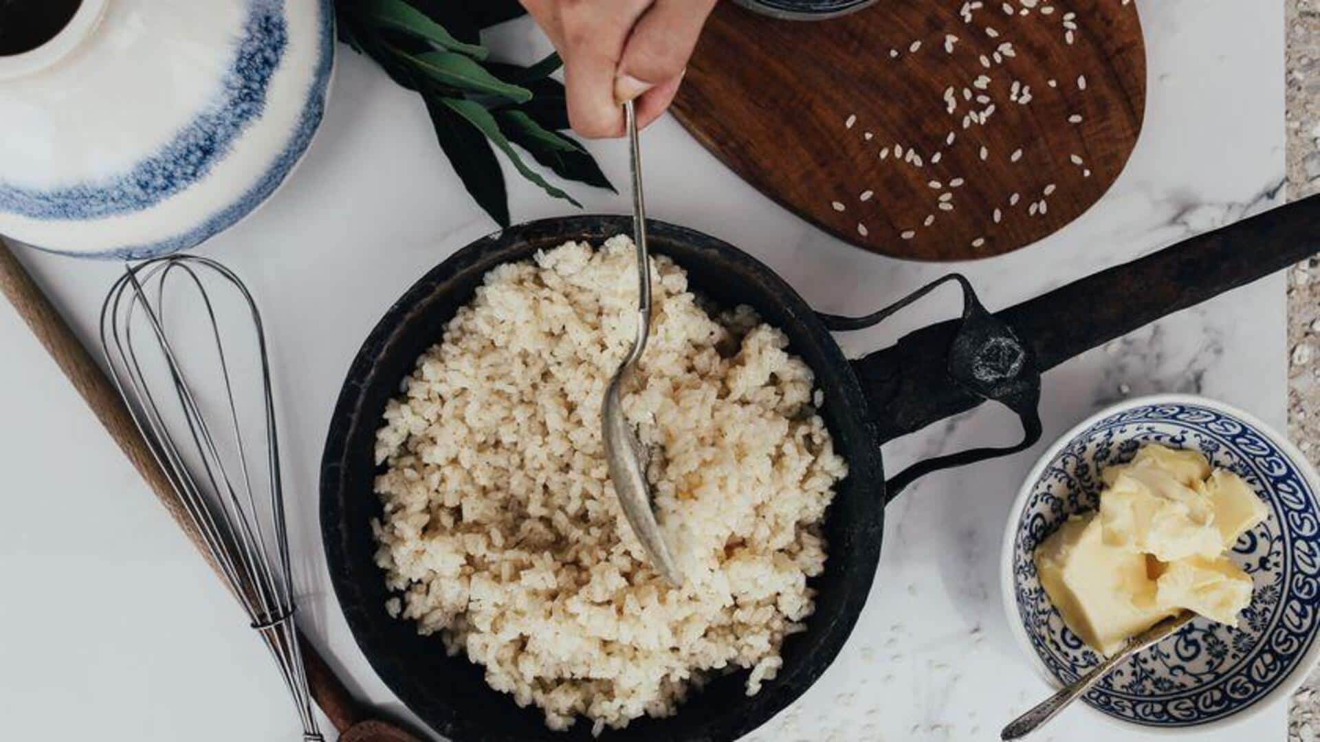 ข้าวกระเทียมไทย: สูตรเด็ดที่เปลี่ยนมื้ออาหารของคุณ