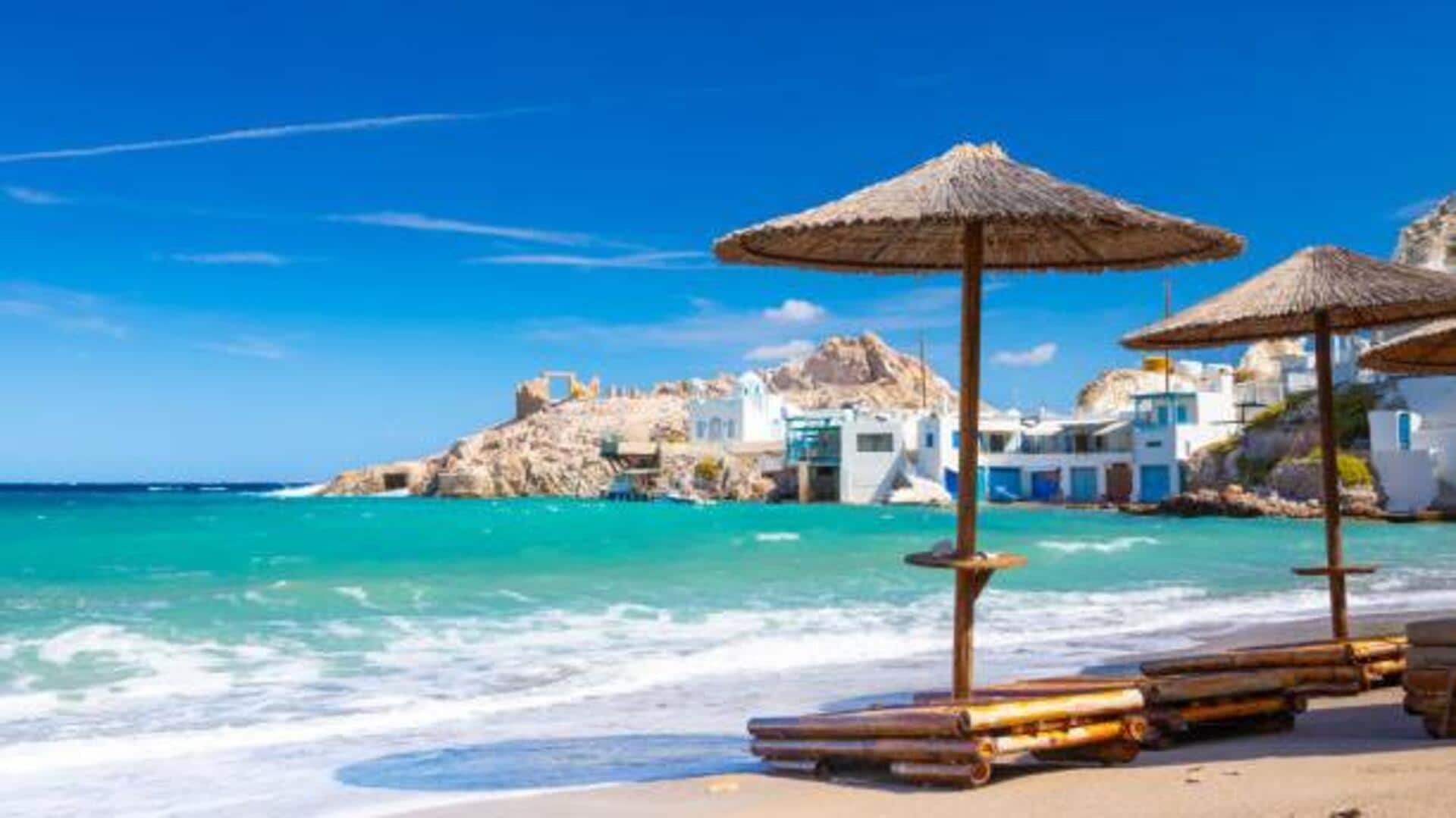 เดินเล่นริมทะเลในกรีซ: เส้นทางที่เงียบสงบและงดงาม