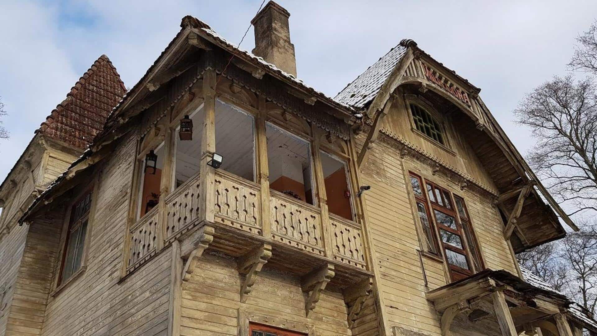 สำรวจลัตเวีย: เมืองสถาปัตยกรรมไม้ที่มีบรรยากาศน่าหลงใหล