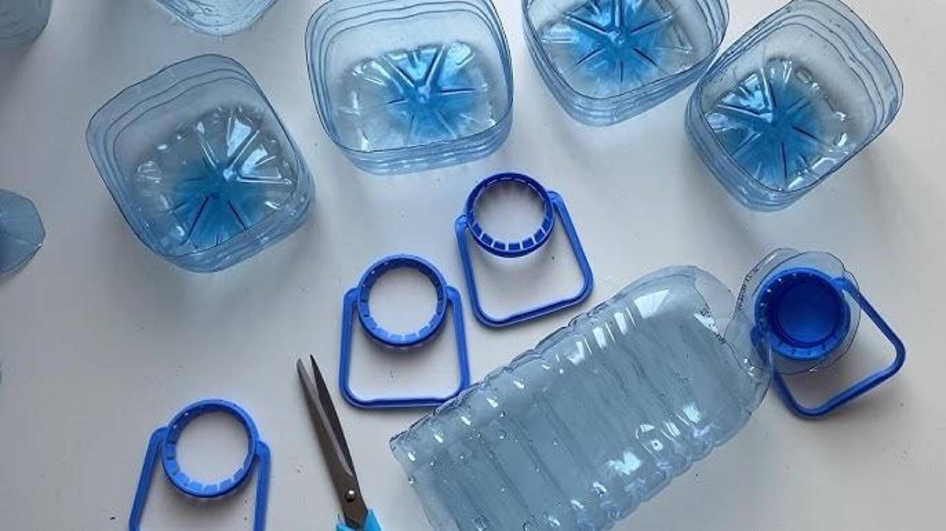 รีไซเคิลขวดพลาสติกให้กลายเป็นที่เก็บของสุดสร้างสรรค์