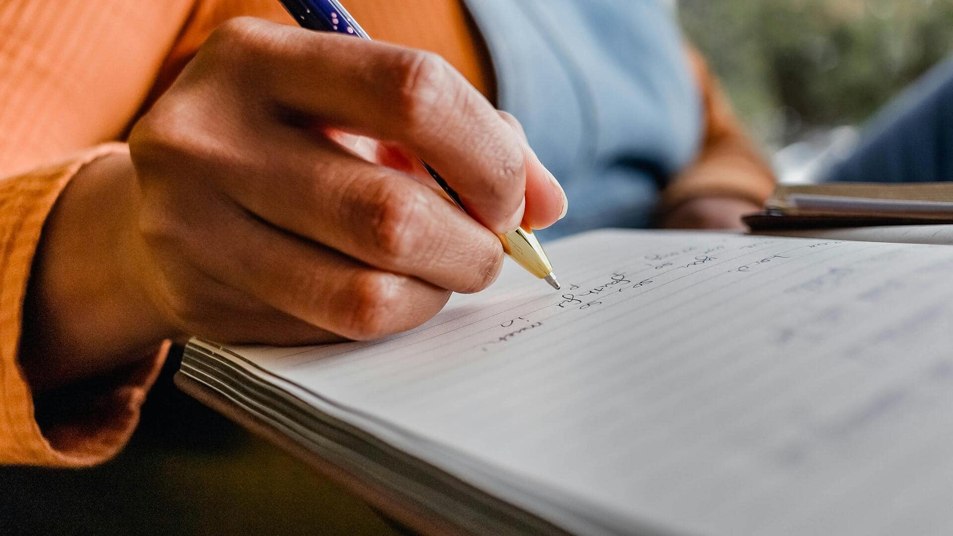 5 วิธีเพิ่มความสุขผ่านการเขียนเชิงสร้างสรรค์