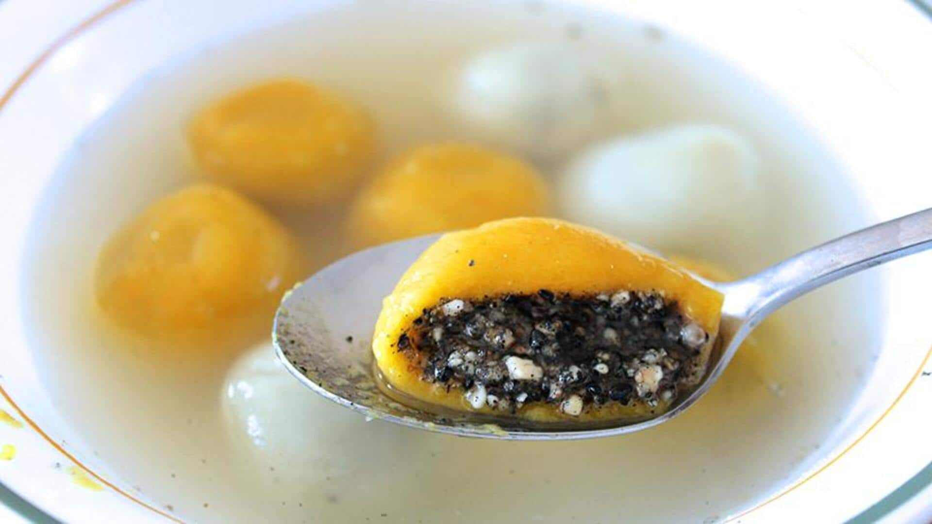 บัวลอยเผือกในน้ำเชื่อมงาขาว: ขนมไทยรสละมุน