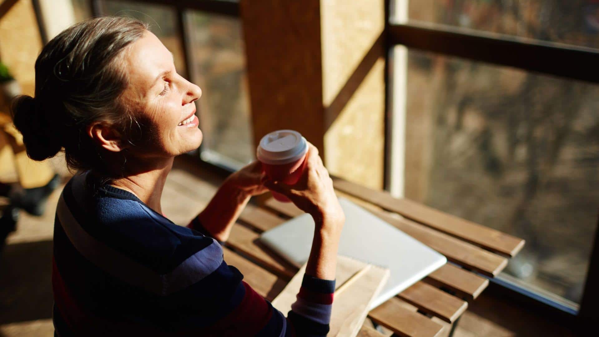 เพิ่มประสิทธิภาพชีวิตด้วยการตื่นเช้าและรับแสงแดด