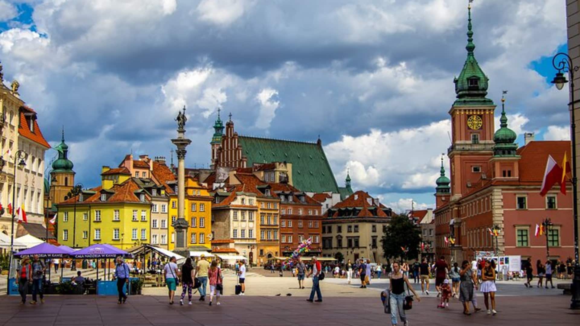 สำรวจวอร์ซอผ่านการเดินชมเมืองสุดพิเศษ