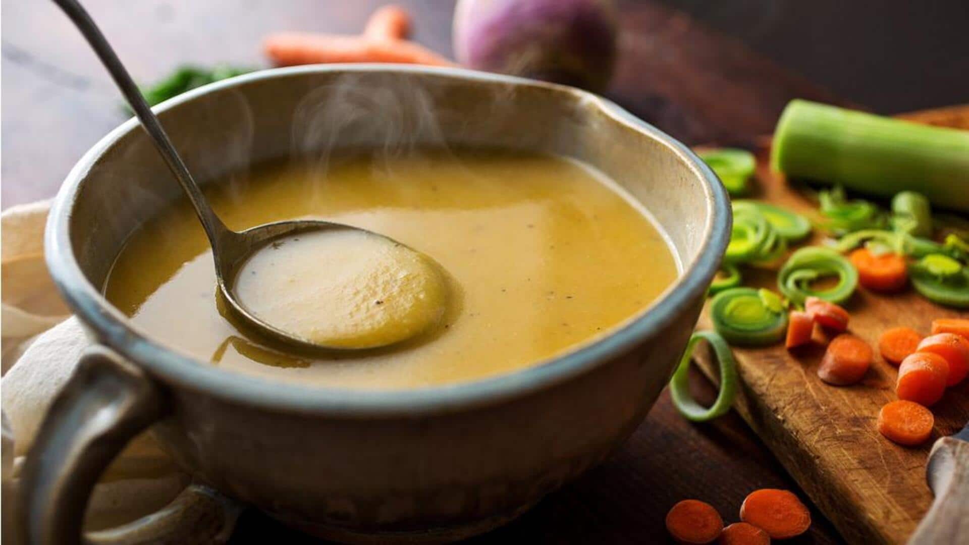 เมนูมังสวิรัติที่เต็มไปด้วยคุณค่า: ซุปเห็ดหิมะกับแครอทเบบี้