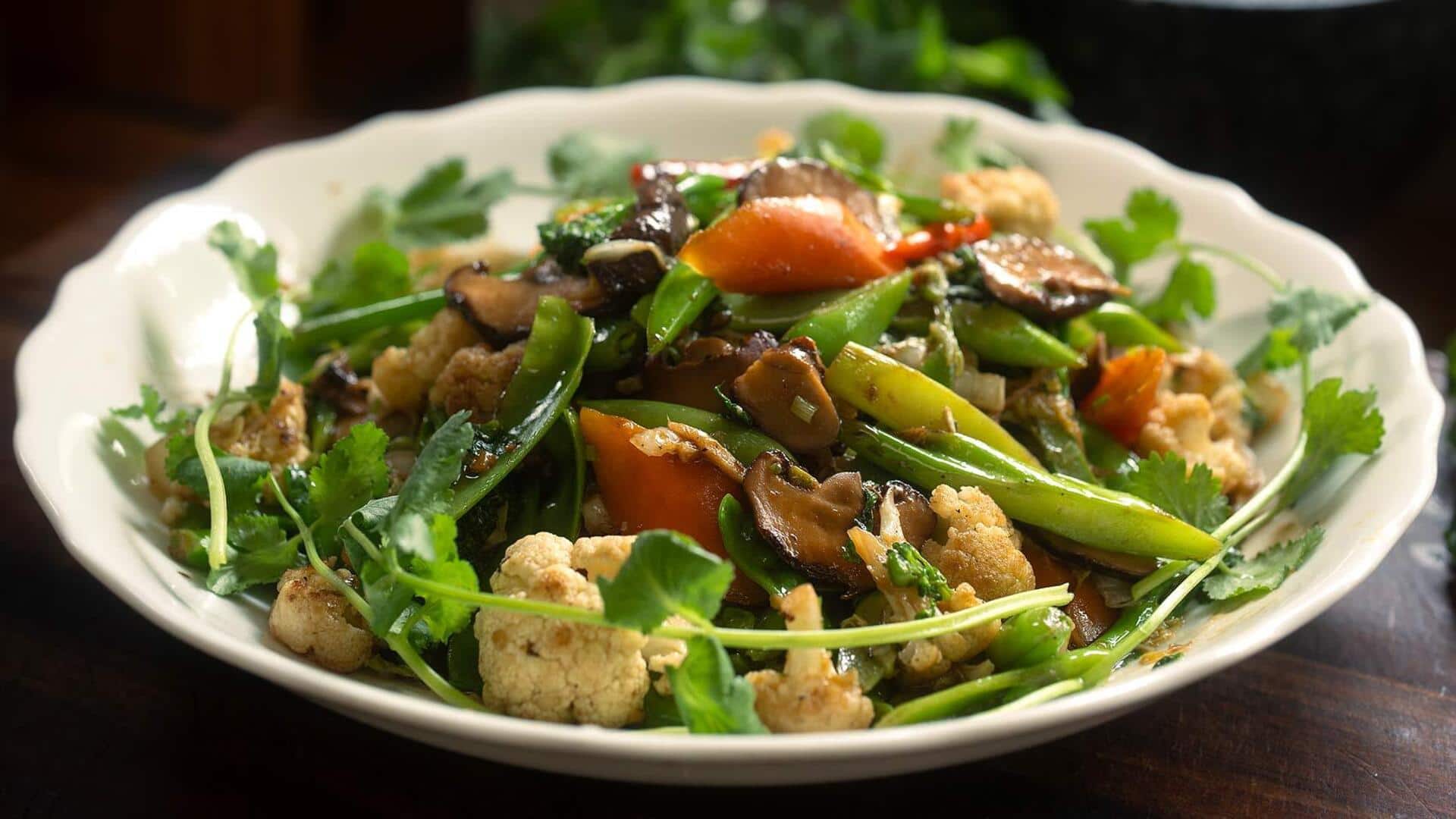 ผัดมะเกลือกับเครื่องเทศ: เมนูมังสวิรัติไทยรสชาติไม่ซ้ำใคร