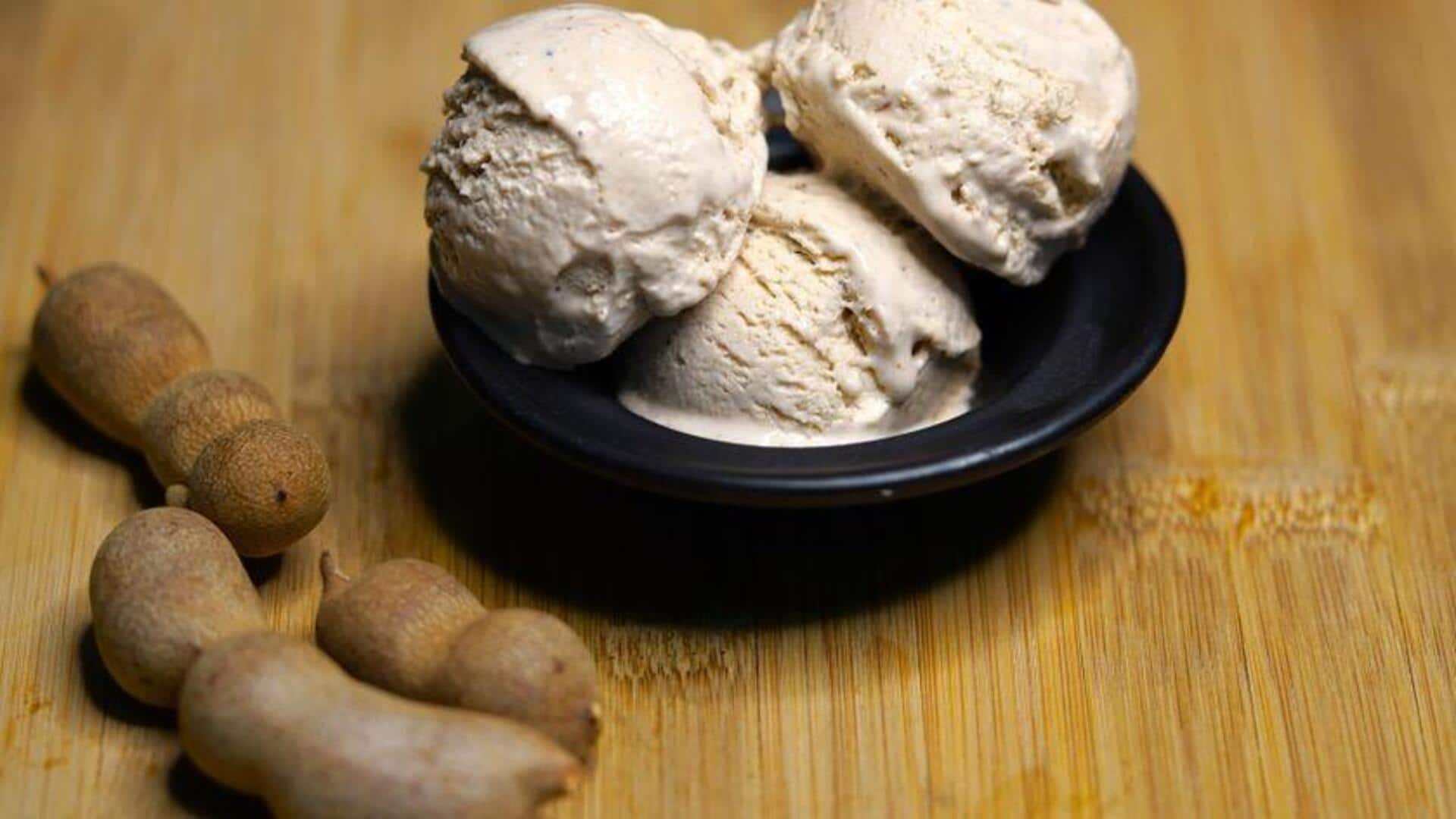 ขนมถั่วดำกับน้ำตาลปีบและมะขาม