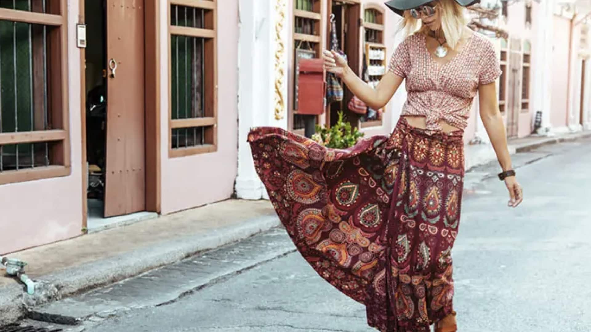 5 สไตล์แต่งตัวที่เข้ากับกระโปรงแม็กซี่และเสื้อผ้าฝ้ายได้อย่างลงตัว