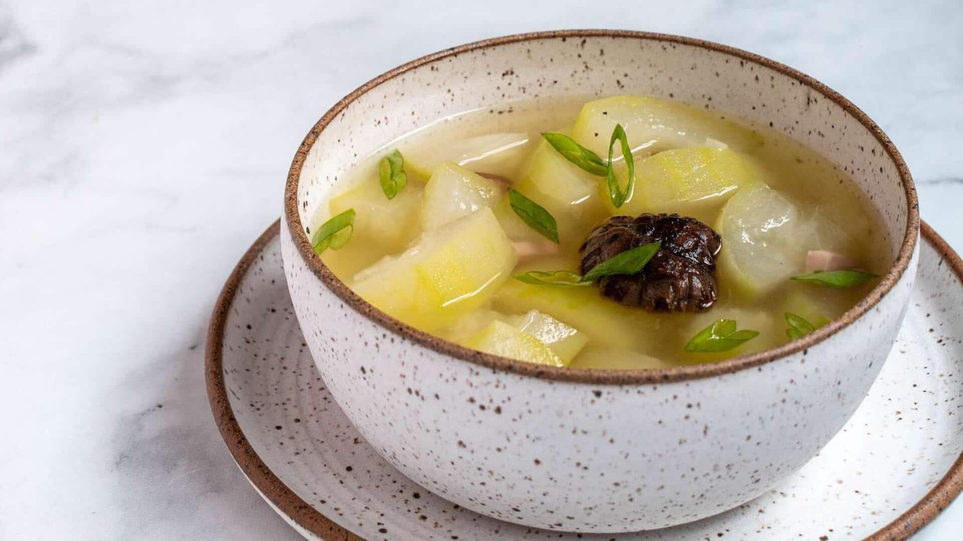 สูตรซุปฟักเขียวครีมมี่กับเมล็ดเทียนข้าวคั่ว ทำง่าย อร่อยได้ทุกวัน