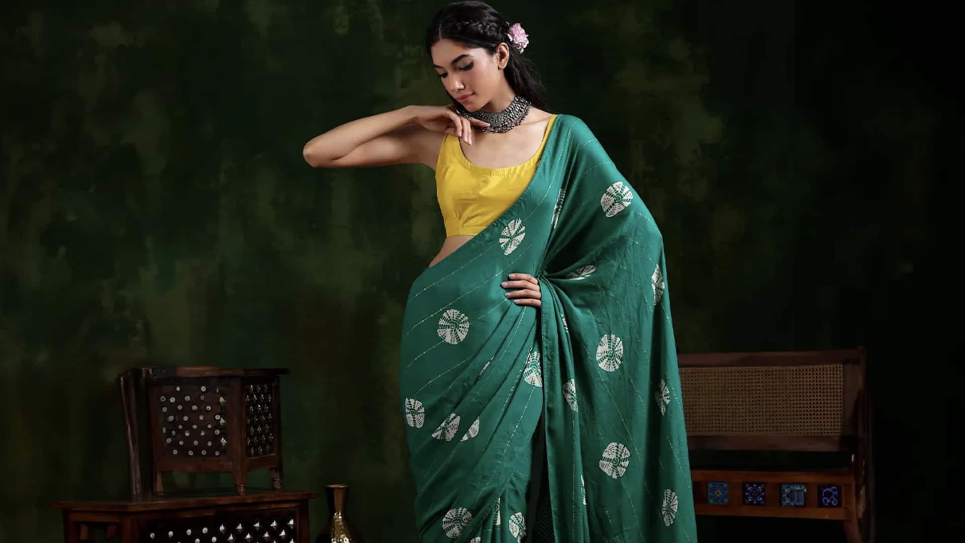 5 สไตล์แฟชั่นที่แมทช์ลงตัวกับผ้าซารีชิฟฟอน