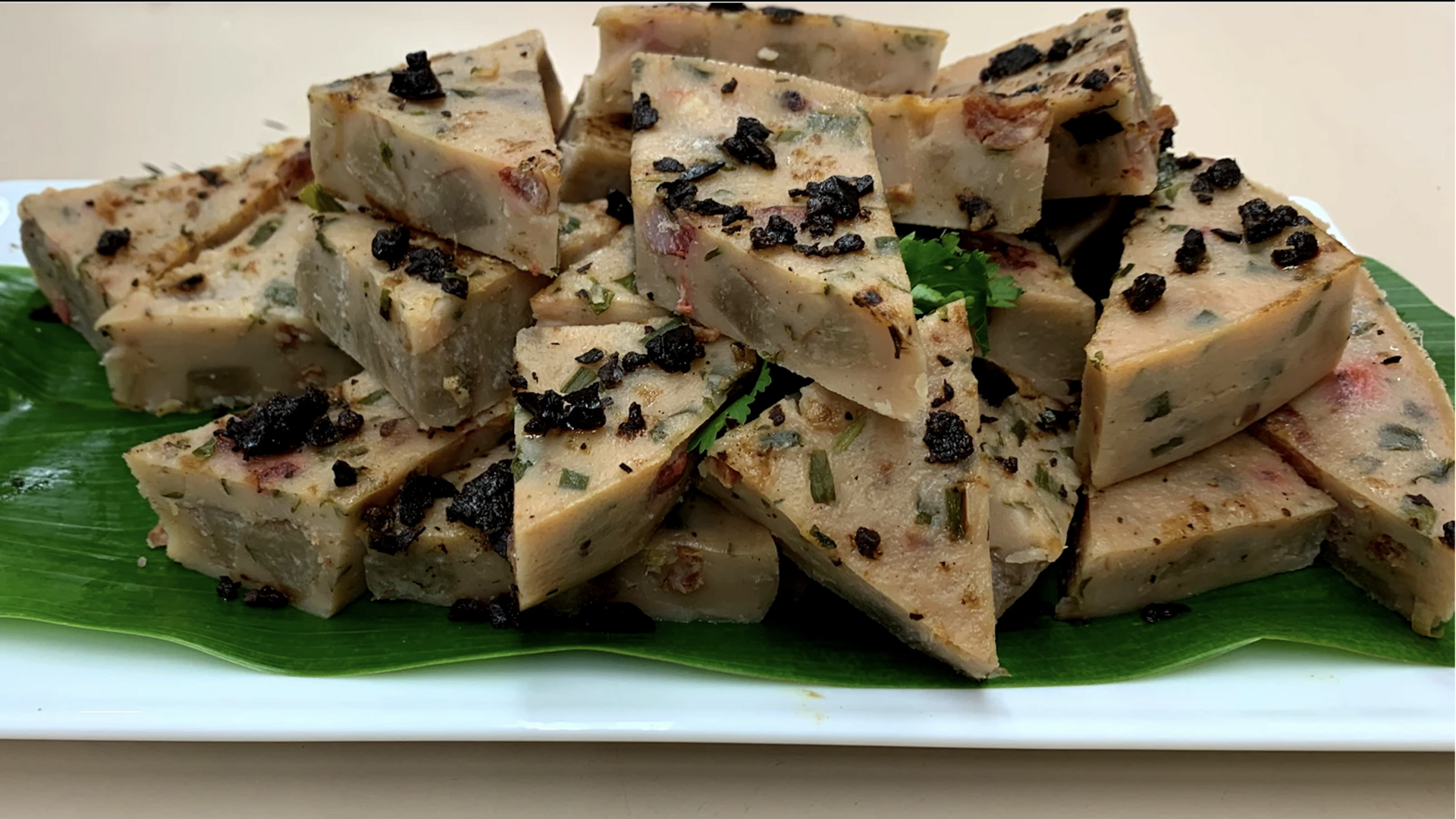 เผือกนึ่งหั่นเต๋า: เมนูง่าย ๆ ทำเองได้ที่บ้าน