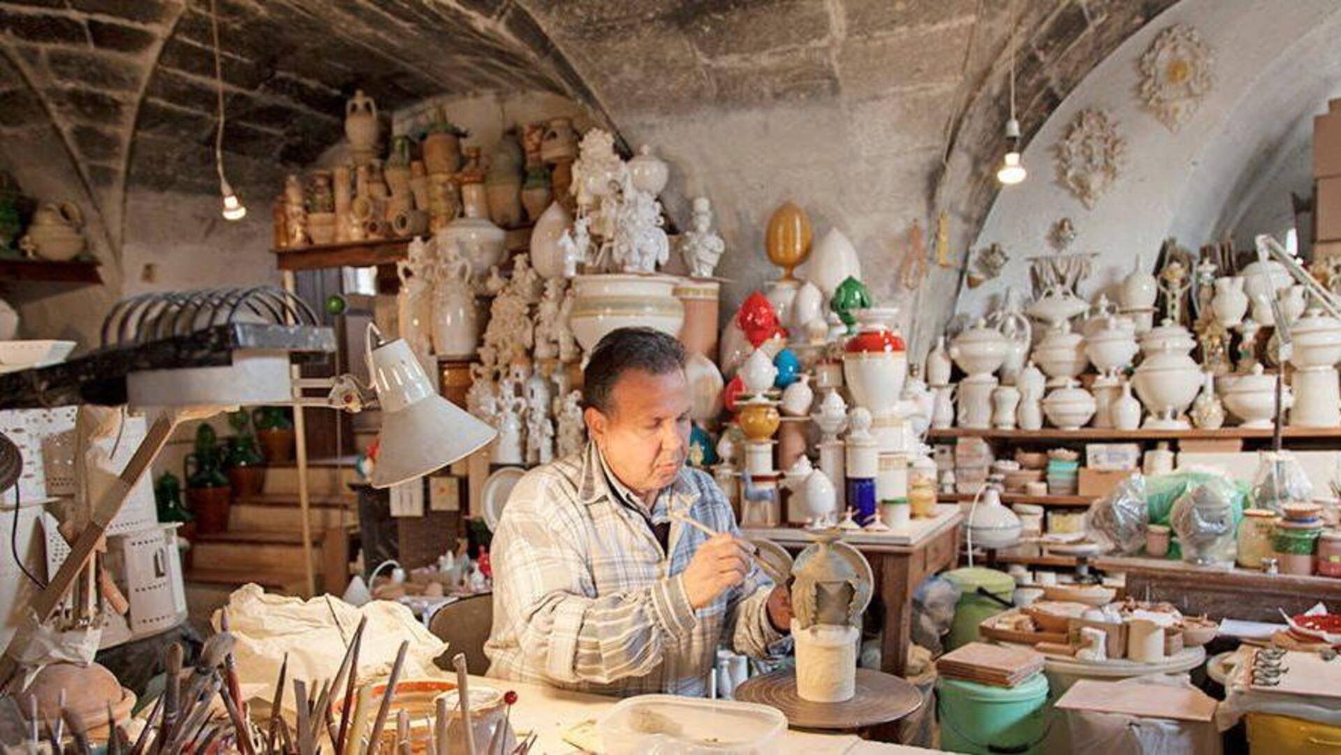 หมู่บ้านเครื่องปั้นดินเผาที่มีเสน่ห์ในอิตาลีตอนใต้