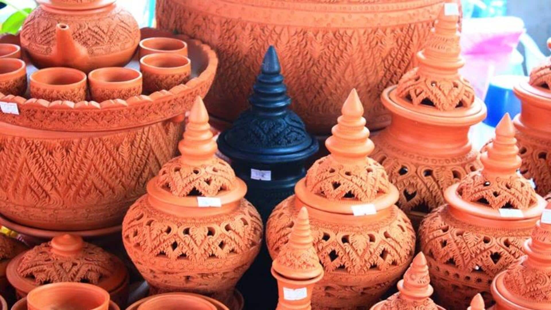 สัมผัสศิลปะเครื่องปั้นดินเผาในสุโขทัย สัมผัสศิลปะเครื่องปั้นดินเผาในสุโขทัย