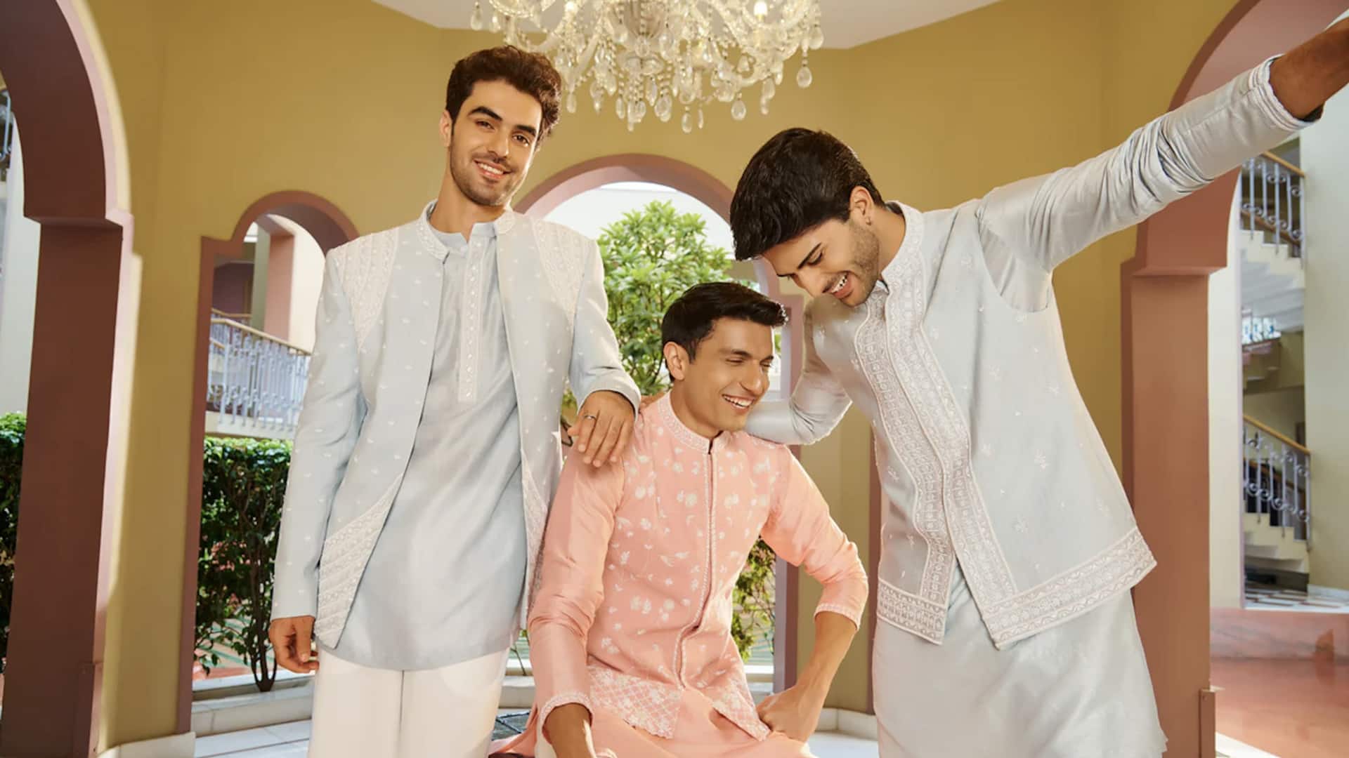 5 สไตล์แมตช์คุรต้าอินโดตะวันตกได้ลงตัว