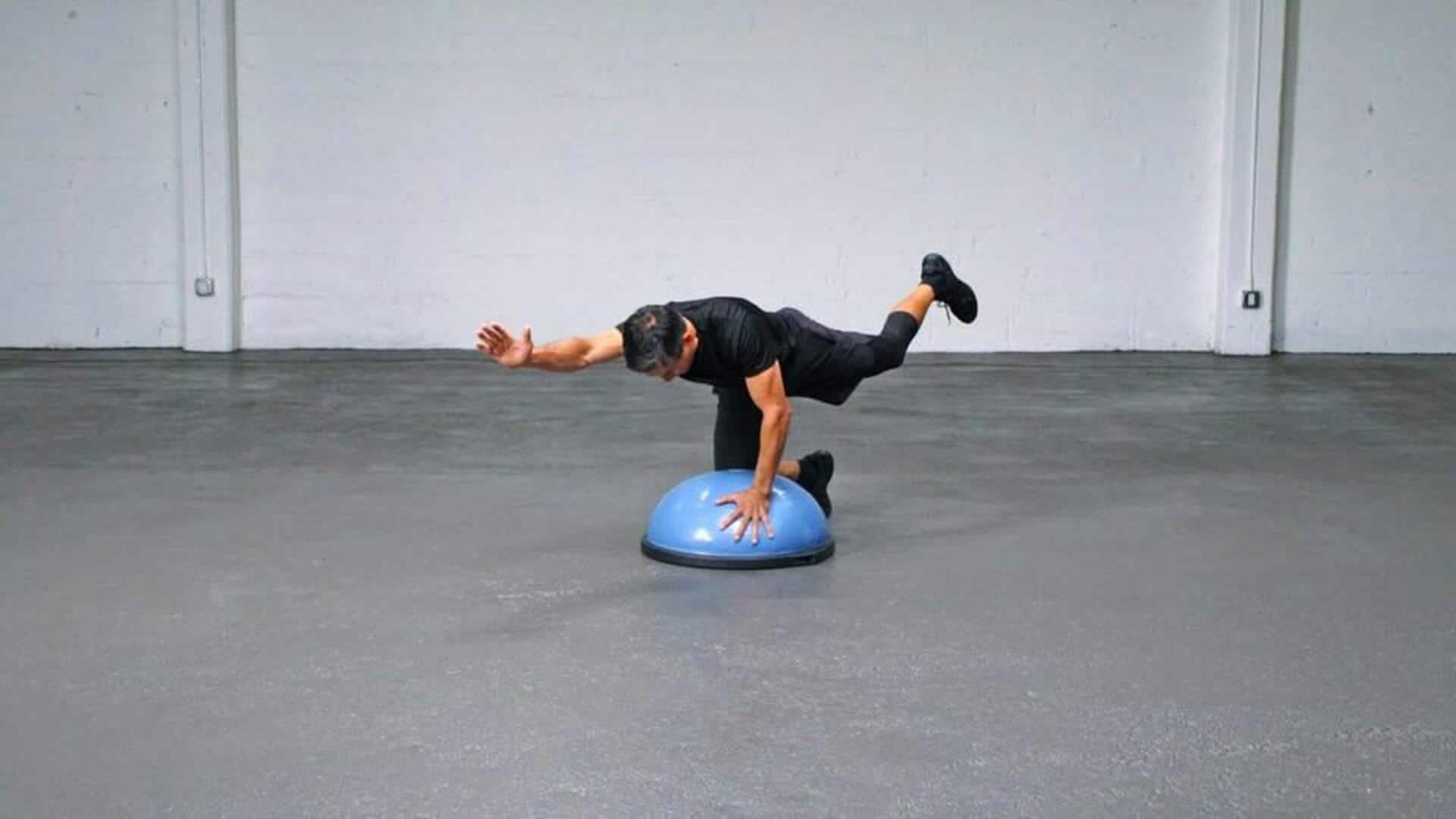 เบิร์ดด็อก ท่าออกกำลังกายเพื่อแกนกลางที่สมดุล