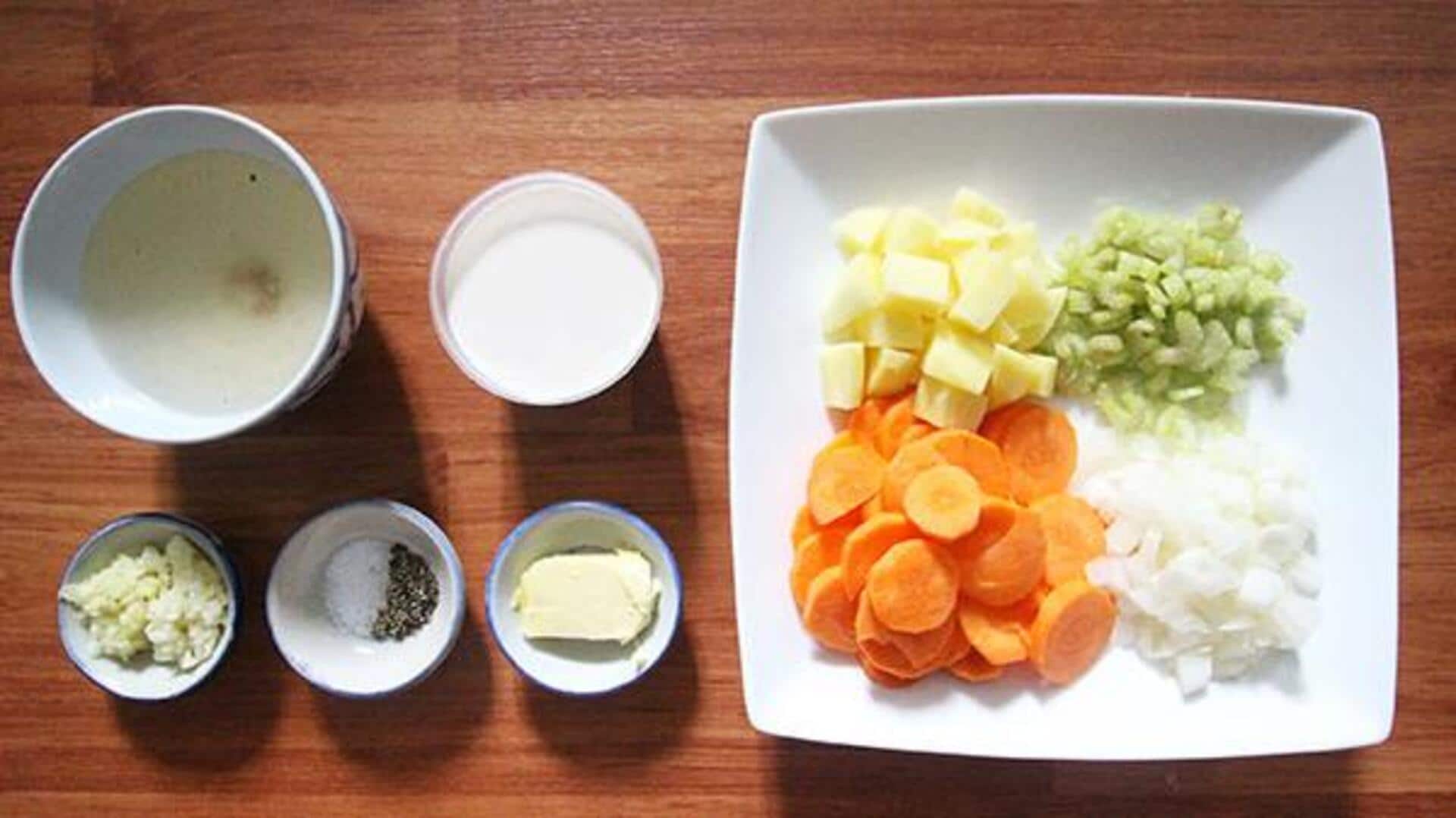 ซุปแครอทขิงอุ่น ๆ เติมความสดชื่นด้วยมะนาว