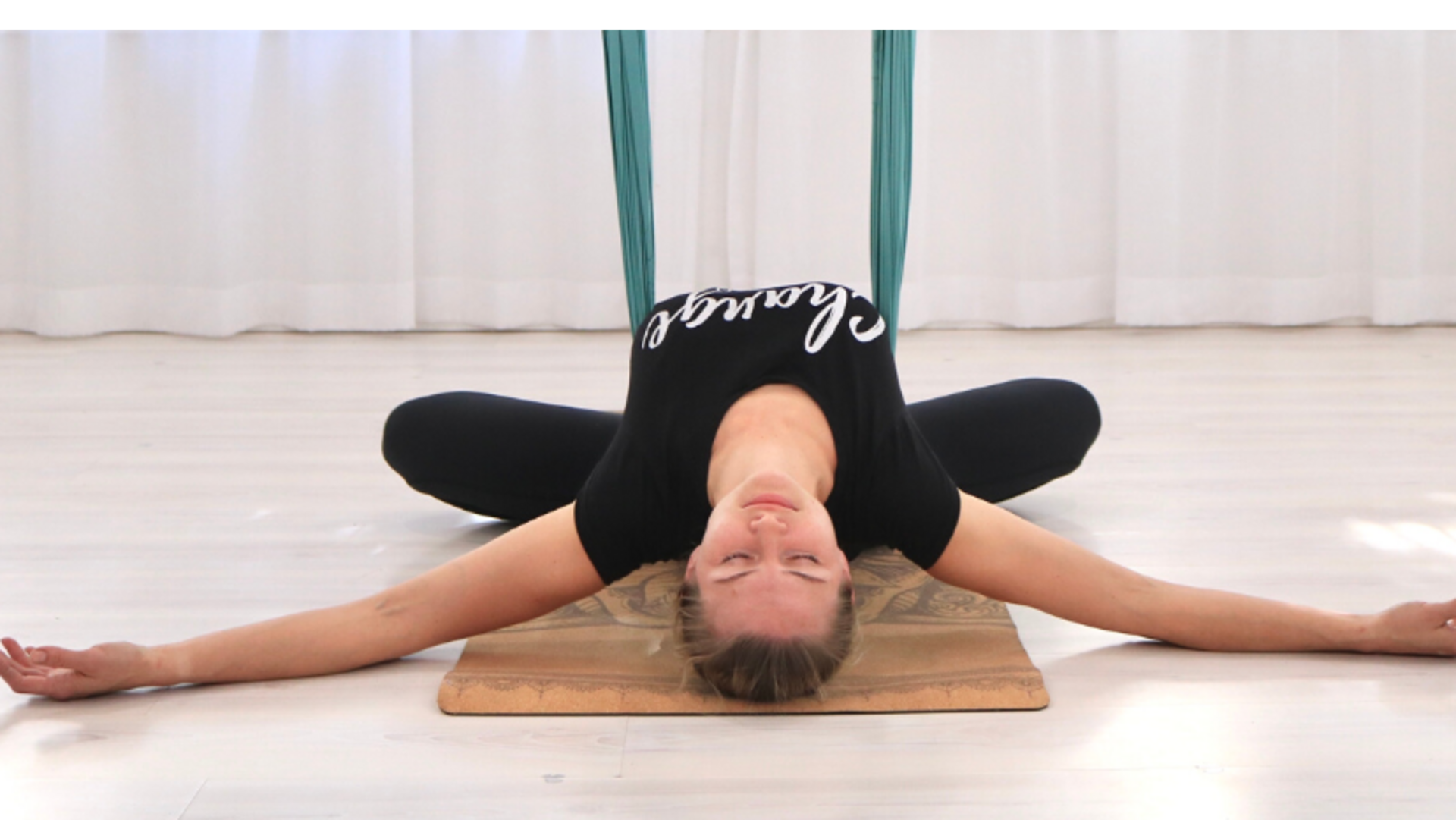 โยคะลอยตัวกับพลังบำบัดที่คุณอาจไม่เคยรู้ 