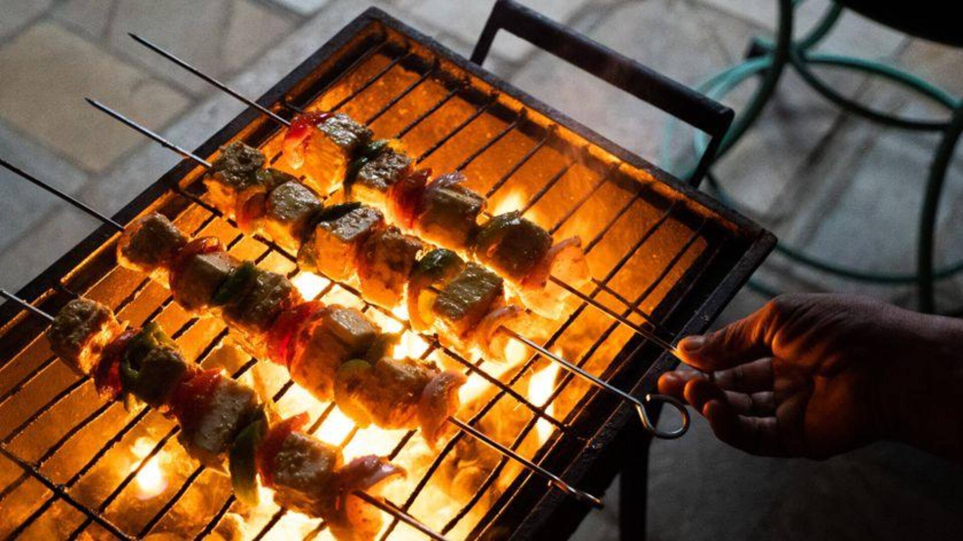 วิธีทำพาเนียร์ย่างให้อร่อยโดยไม่ต้องใช้ทานดูร์