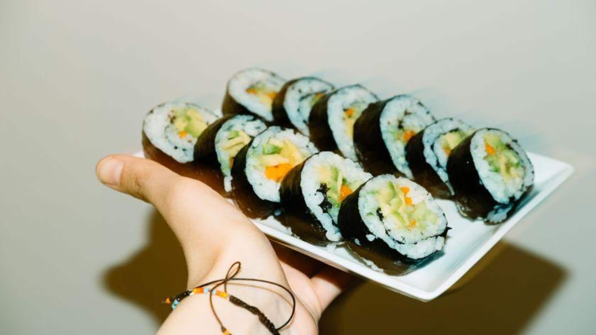 วิธีทำซูชิแตงกวาอะโวคาโดง่าย ๆ ที่บ้าน