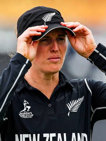 New Zealand’s Amy Satterthwaite retires