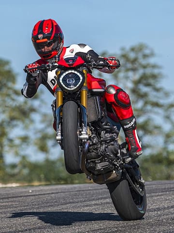 Ducati Monster SP breaks cover