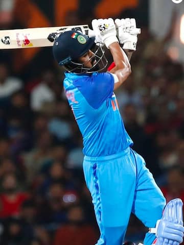 Rahul slams 20th T20I fifty