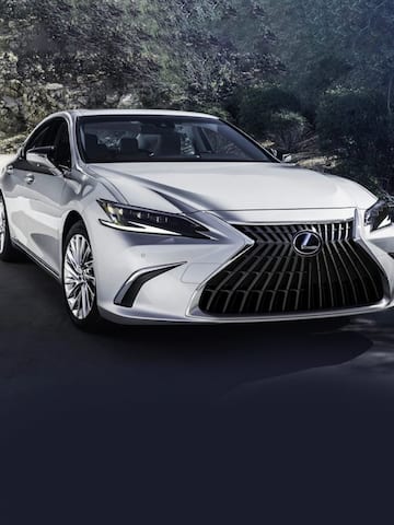 2022 Lexus ES 300h debuts in India 