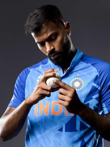 Stop fussing about non-striker run-out: Hardik Pandya