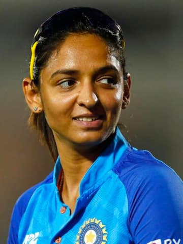 Harmanpreet Kaur surpasses 3,000 career WT20I runs