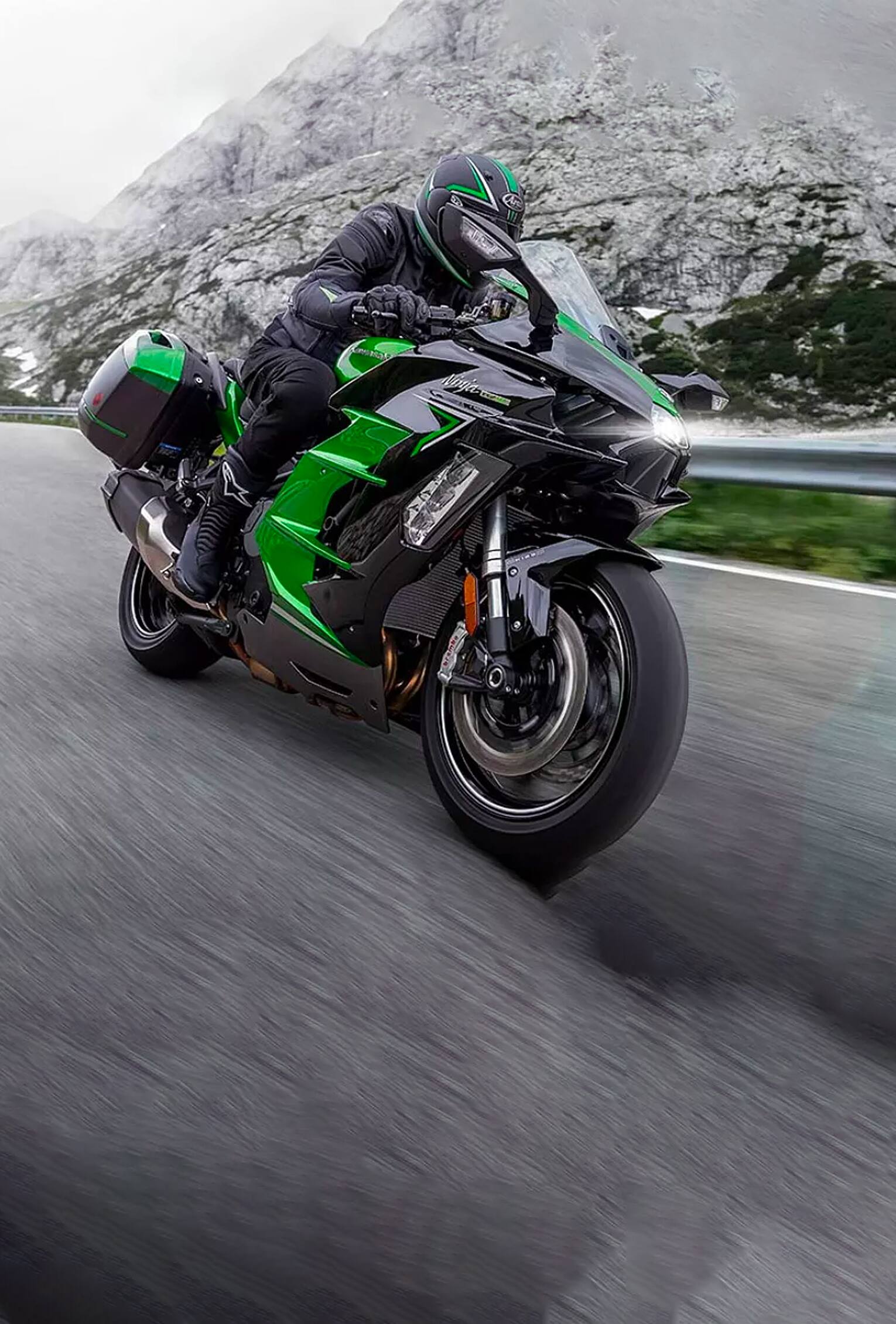 2021 Kawasaki Ninja H2R [Specs, Features, Photos] | wBW