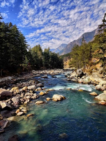 Visit these five locations in Kasol