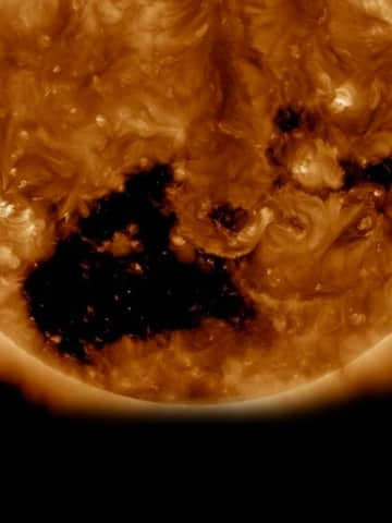 Massive coronal hole spotted on the Sun