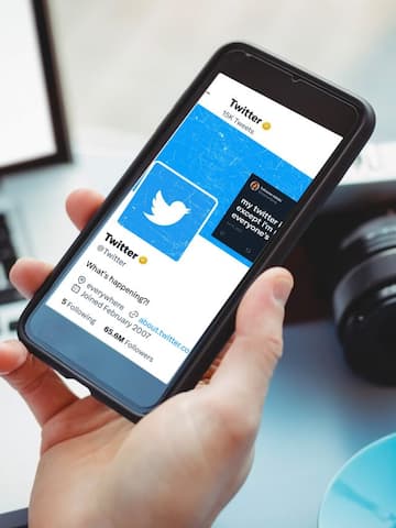 Twitter's gold ticks are now global