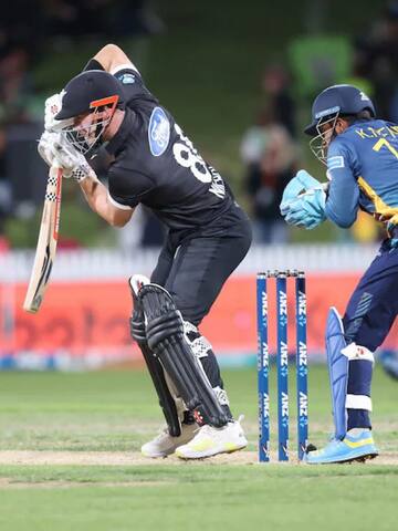 New Zealand thrash Sri Lanka in 3rd ODI