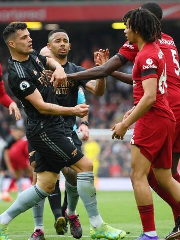 Liverpool hold Arsenal 2-2