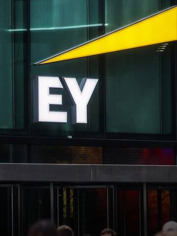 EY to fire 3,000 employees in US