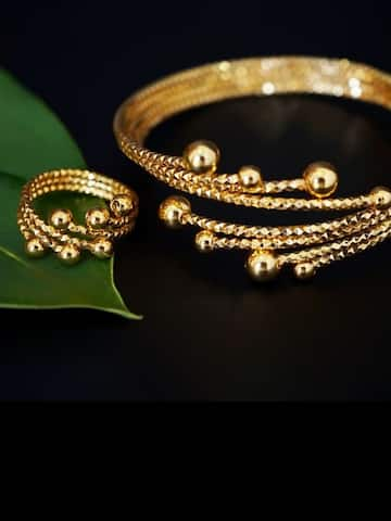 How to choose the right gold jewelry