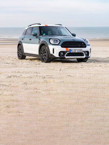 MINI Countryman Uncharted breaks cover