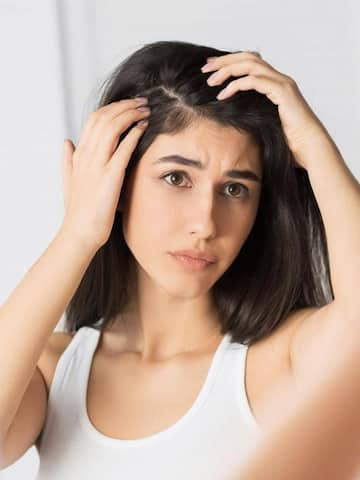 How to deal with oily and greasy hair in summer