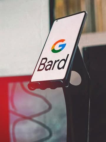 Google Bard arrives in EU after delay