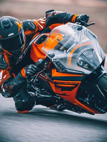 KTM RC 390 बाइक की टेस्टिंग शुरू