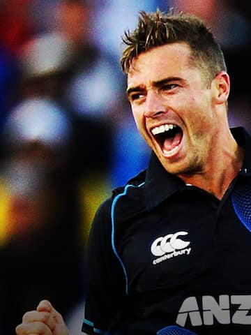 Tim Southee takes his second T20I fifer