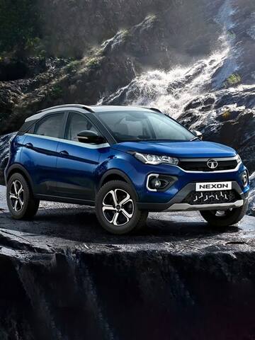 टाटा नेक्सन फेसलिफ्ट SUV आई सामने