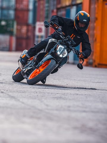 KTM launches new 390 Duke in India