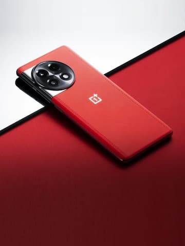 OnePlus 11R Solar Red Edition debuts