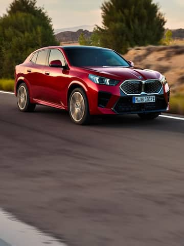 BMW iX2 coupe-SUV breaks cover